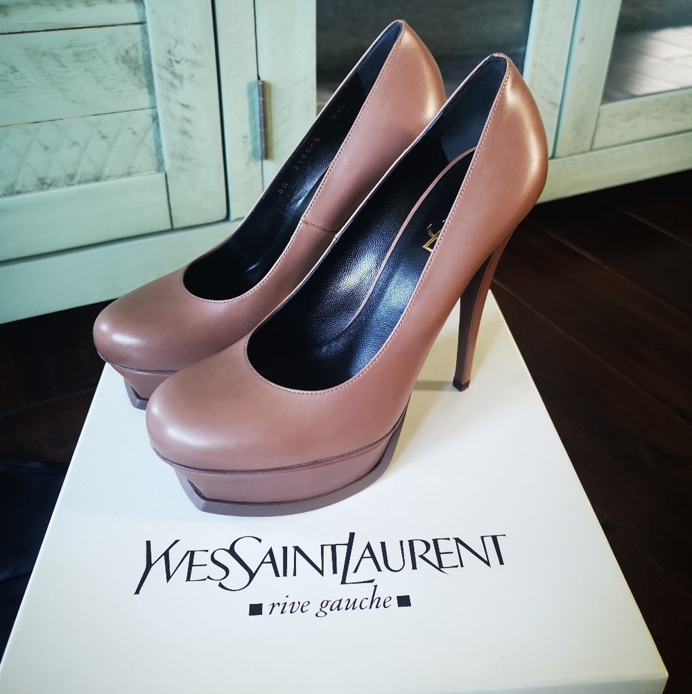 YSL High Heels Pumps in beautiful calf leather